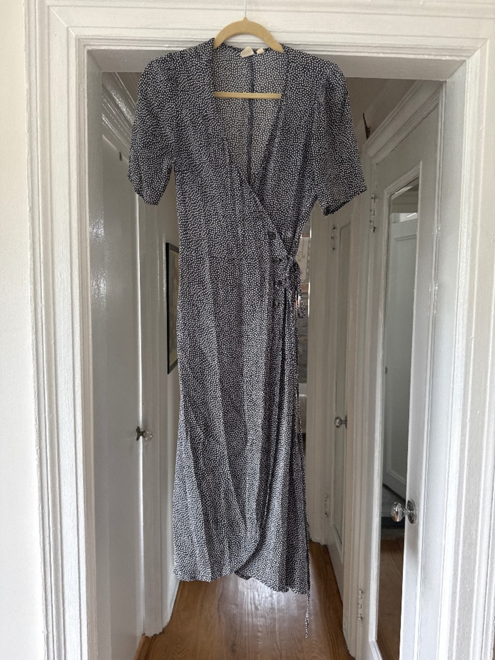 Blue and white summer gap dress very flattering